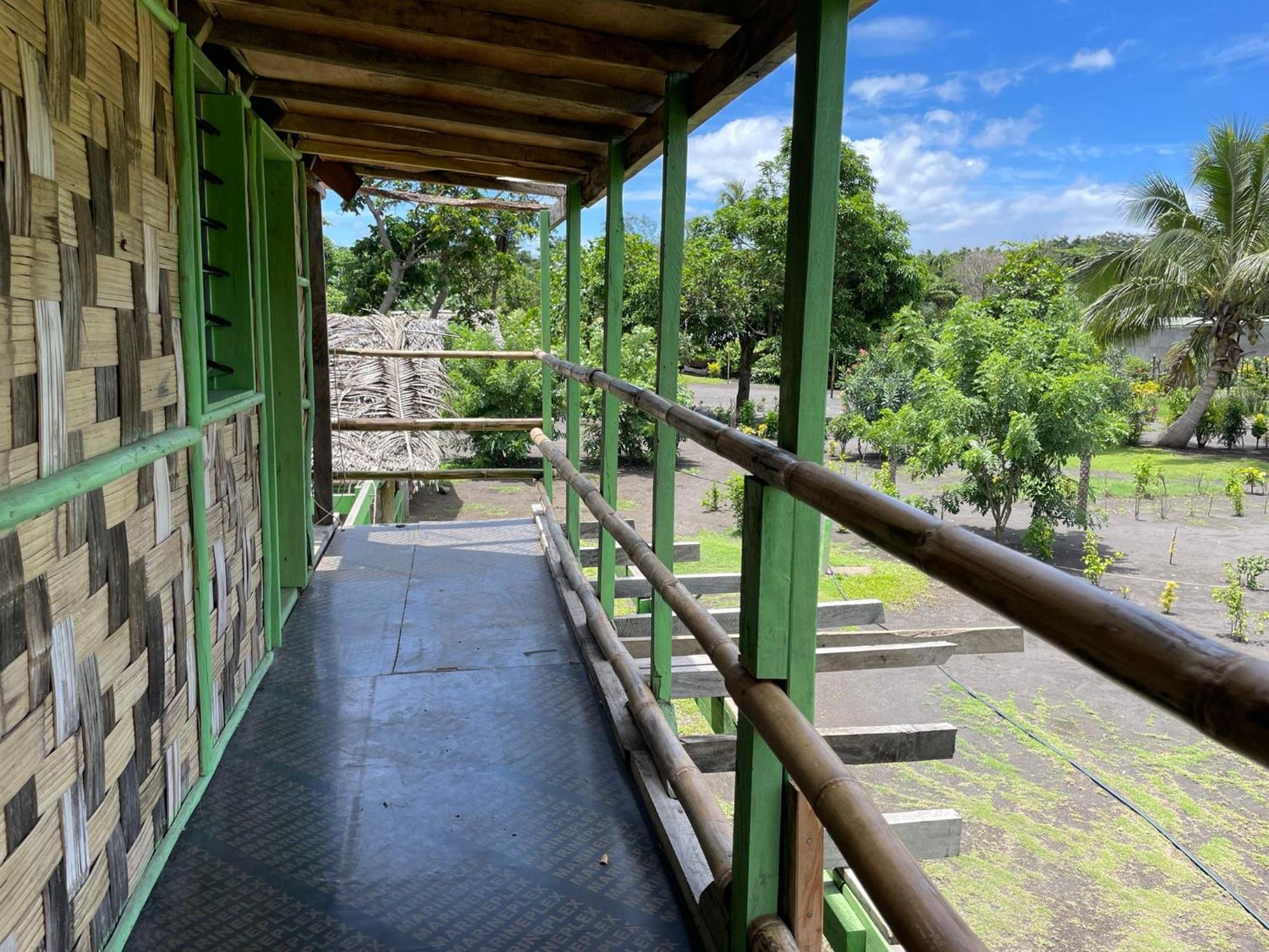 Tanna Volcano View Tree House Lenkuru エクステリア 写真